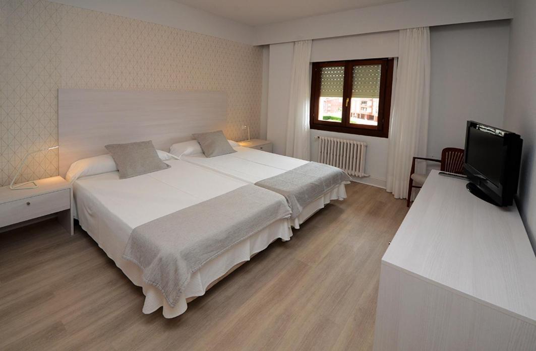 Hostal Vista Alegre 乌迪亚莱斯堡 外观 照片
