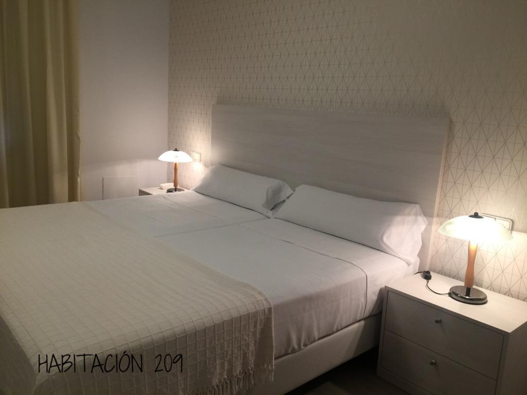 Hostal Vista Alegre 乌迪亚莱斯堡 外观 照片