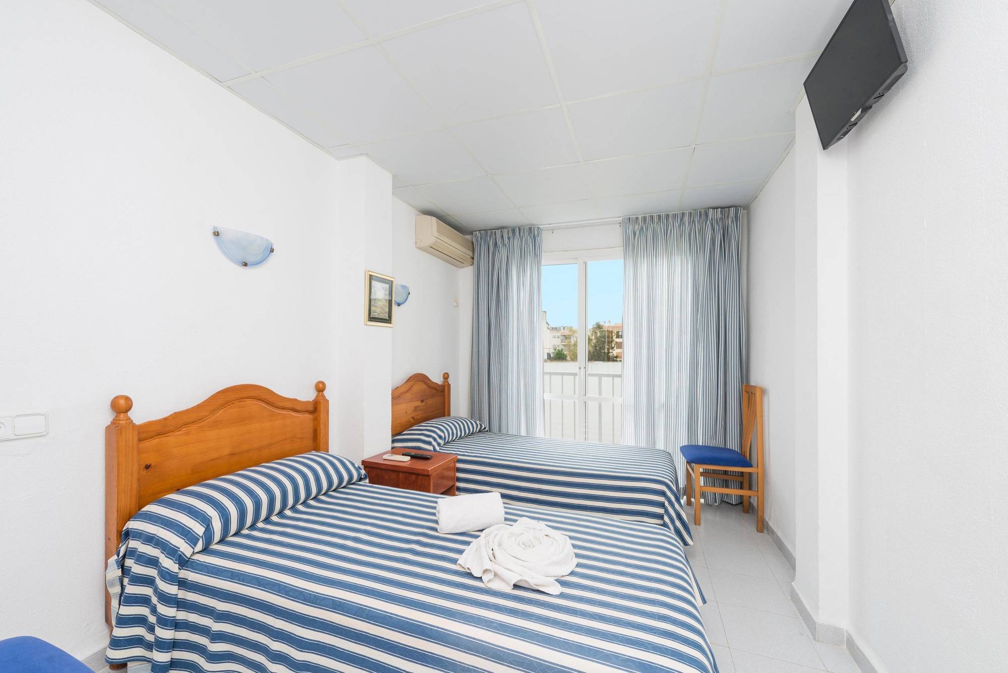 Hostal Vista Alegre 乌迪亚莱斯堡 外观 照片